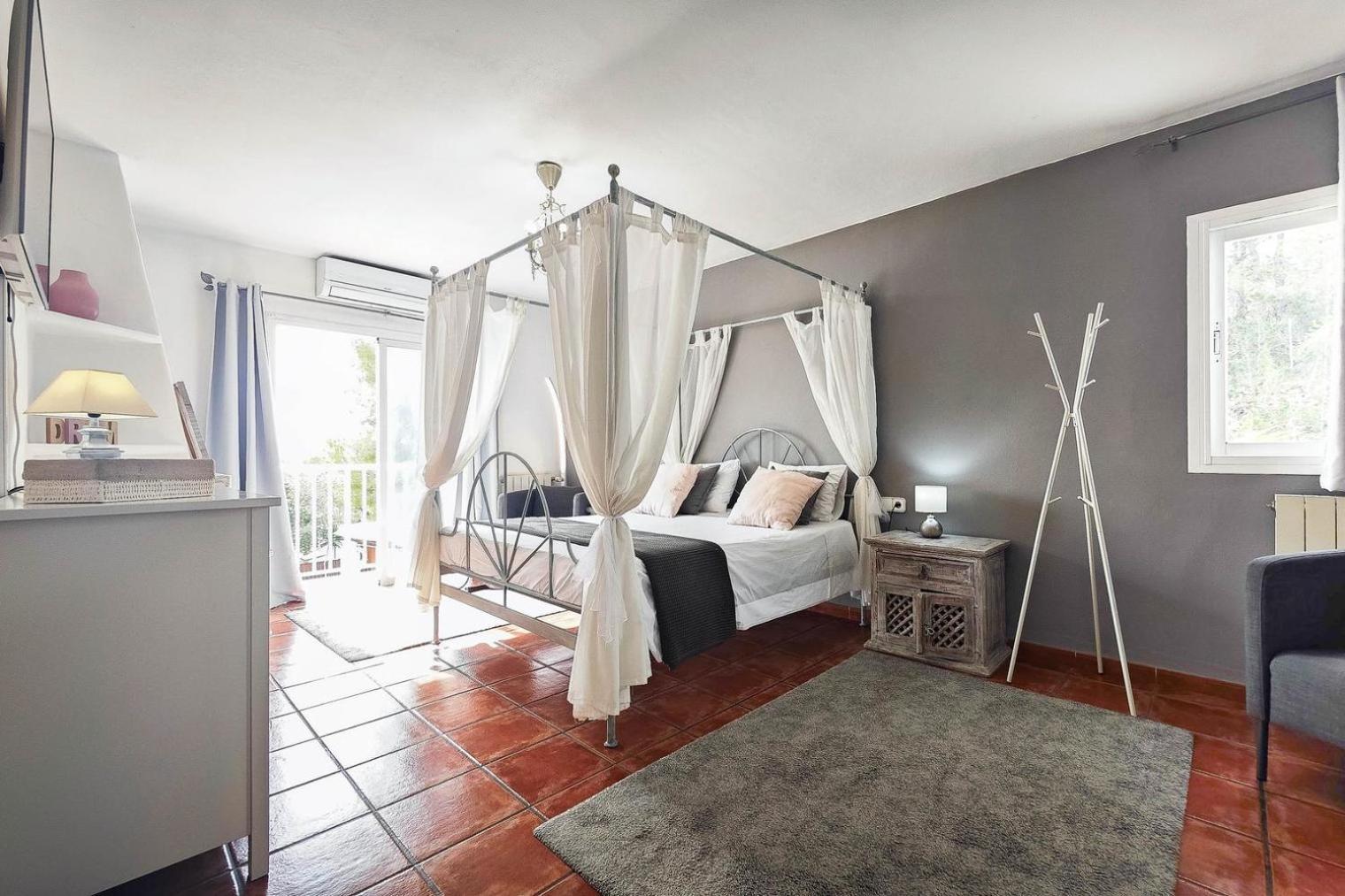 Villa Mercedes Cala Llonga  Eksteriør bilde